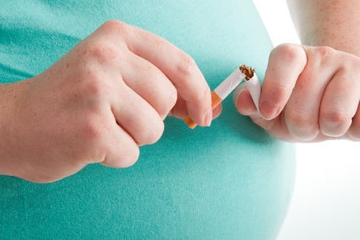 Rokok Sebabkan Gangguan Napas Anak