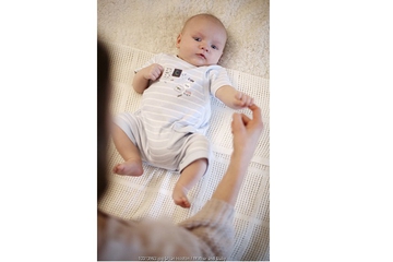6 Trik Jitu untuk Menggunting Kuku Bayi