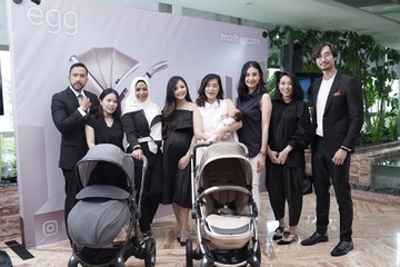 Stroller Bentuk Telur Ini Maksimalkan Kenyamanan Anak