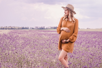 7 Tips agar Selalu Tampil Fashionable selama Hamil
