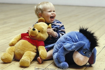  Tips Memilih Mainan Anak 