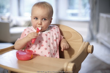 6 Aturan Makan yang Harus Diterapkan kepada Anak