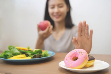 Makanan yang Perlu Dihindari saat Pandemi Virus Corona