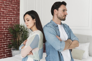 15 Tanda Anda Menjalankan Toxic Relationship