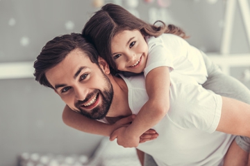 5 Zodiak ini Bakal Jadi Ayah Hebat, Anda Salah Satunya, Dads?
