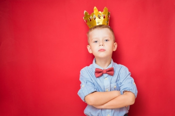 Ini 8 Tanda Anak Anda Terlalu Dimanja, Moms