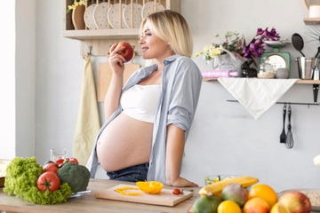 10 Manfaat Mengonsumsi Buah Apel bagi Ibu Hamil