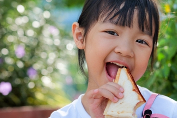 Rekomendasi Keju untuk Anak Anda
