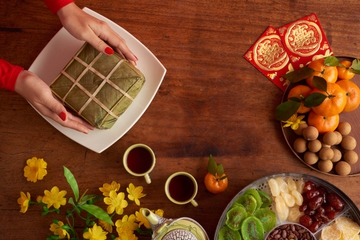 9 Makanan Khas yang Disajikan saat Imlek dan Maknanya