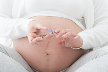 Moms, Ini Cara Memotong dan Merawat Kuku saat Hamil