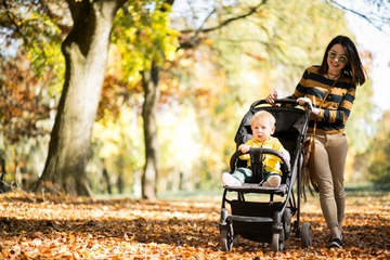 7 Tips Agar Tak Repot Ajak Anak Jalan-Jalan