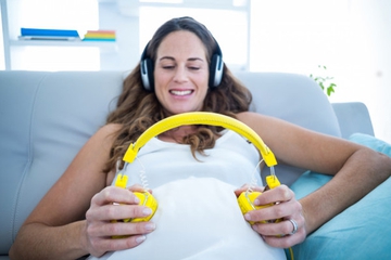 Musik Klasik bagi Ibu Hamil. Apa Efeknya?