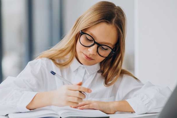 Anak Perfeksionis, Ini Tandanya dan Cara Menghadapinya