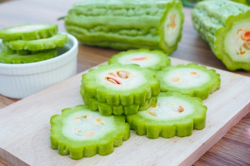 Bolehkah Makan Pare saat Hamil? Ini Penjelasannya, Moms