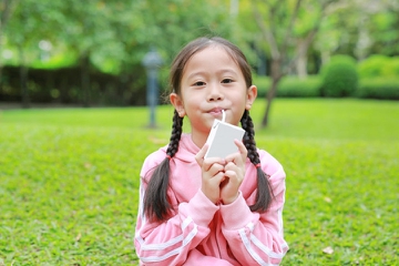 Rekomendasi Minuman Yoghurt Kemasan untuk Balita