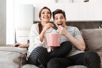 7 Serial Netflix untuk Menemani Moms #DiRumahAja