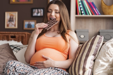 9 Makanan yang Sering Bikin Ibu Hamil Ngidam