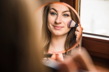 7 Rekomendasi Makeup di Bawah 150 Ribu Rupiah