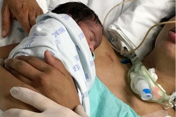 Bayi Ini Bangunkan Ibunya yang Koma selama 23 Hari