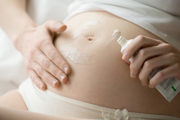 Moms, Ini 5 Tips Mengatasi Stretch Mark saat Hamil