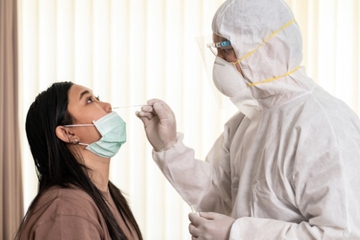 Jangan Lakukan Tes Swab Antigen Sendiri, Ini Bahayanya!