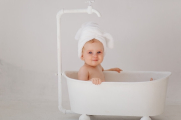 5 Cara Mengeringkan Rambut Anak Tanpa Hairdryer