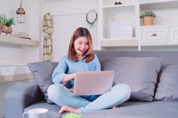 Kiat agar Moms Cerdas Belanja Online
