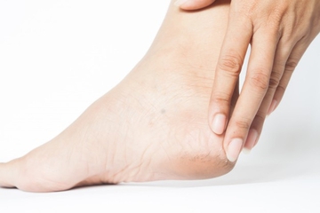 Rekomendasi Foot Cream untuk Kulit Kaki Kering