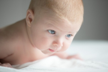 Waspada Torticollis, Kondisi Leher Bayi Terpelintir!