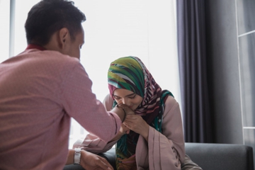 25 Kata-Kata Mutiara Islami untuk Suami Tercinta