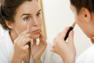 Rekomendasi Concealer Lokal dengan Coverage Tinggi
