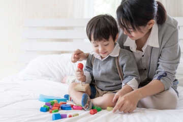 Moms, Yuk Bantu si Kecil Mengenal Bentuk dan Ukuran!