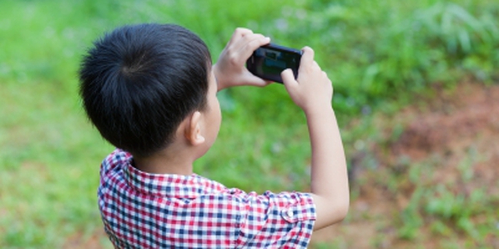 Aturan Main Gadget untuk Anak ala Erwin Parengkuan