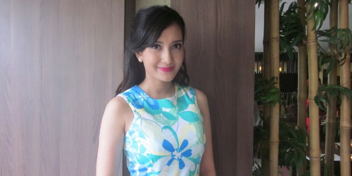 Artika Sari Devi: Ibu Perfeksionis