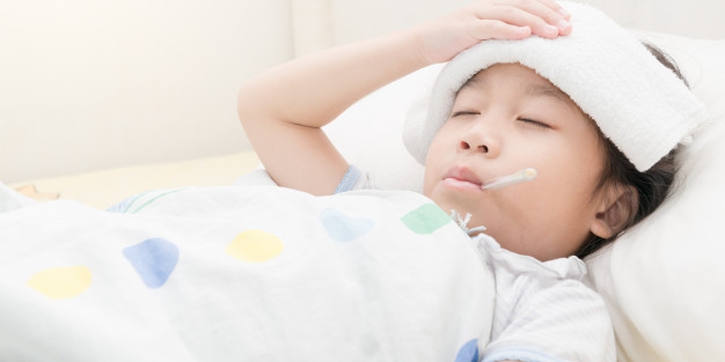 Tips Mengompres Anak Demam