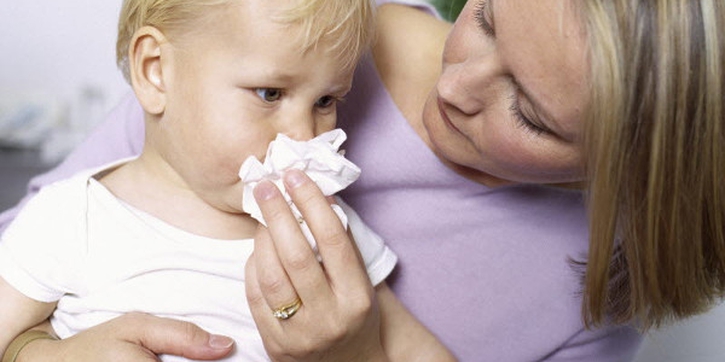 Moms, Ini Cara Mengatasi Pilek pada Bayi