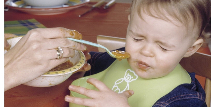 10 Tips Mengatasi Anak Balita Susah Makan