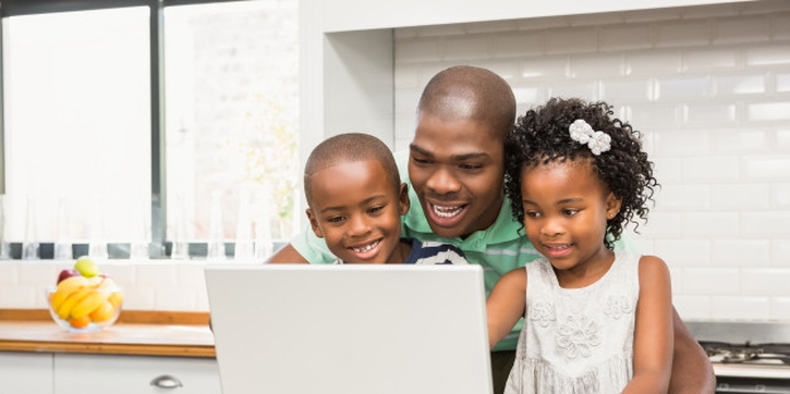 8 Tips Agar Bijak Menyikapi Anak Kecanduan Gadget