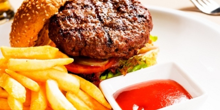 Ingin Anak Pintar? Hindari Junk Food!