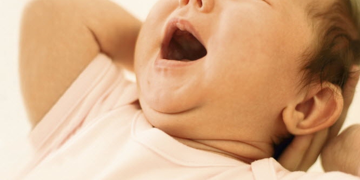 6 Strategi Atasi Bayi Menangis