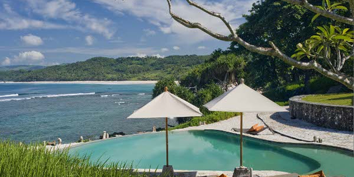 Mengenal Kecantikan Pantai Nihiwatu yang Dipuja Dunia