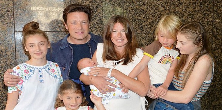 Jamie Oliver Sewa Night Nanny