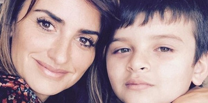 Penelope Cruz Bantu Anak Kanker Lewat Instagram