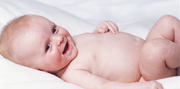 Ini Alasan Kenapa Bayi Tertawa