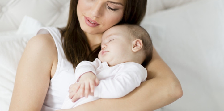 5 Tips Jitu Cegah Baby Blues Usai Melahirkan