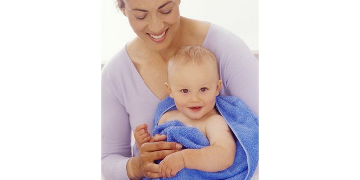 8 Tip Menjaga Kebersihan Bayi