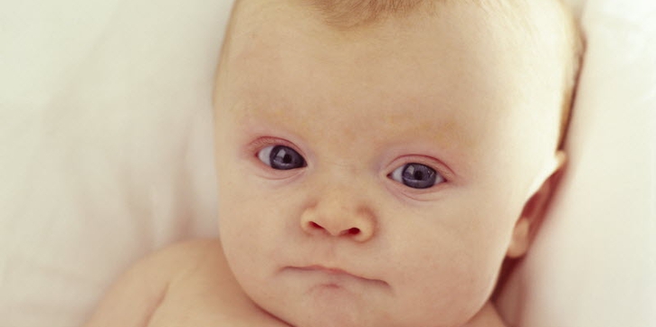 Mengapa Bantal U Tidak Disarankan untuk Newborn?