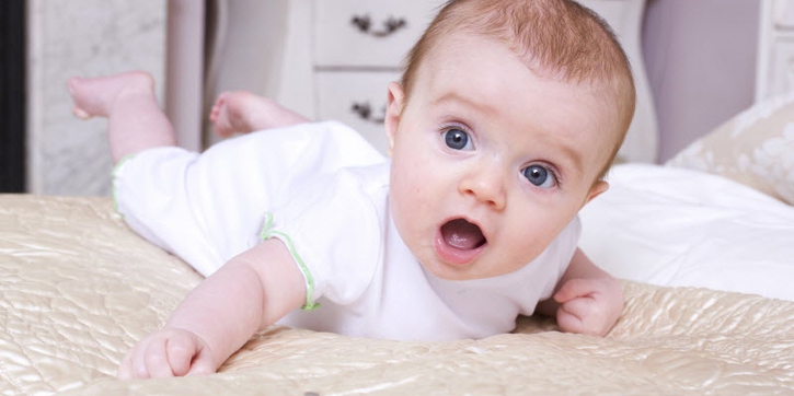 Ketika Bayi Jatuh dari Tempat Tidur