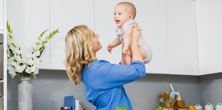 8 Trik Jitu Menerapkan Baby Led Weaning (BLW) pada Bayi