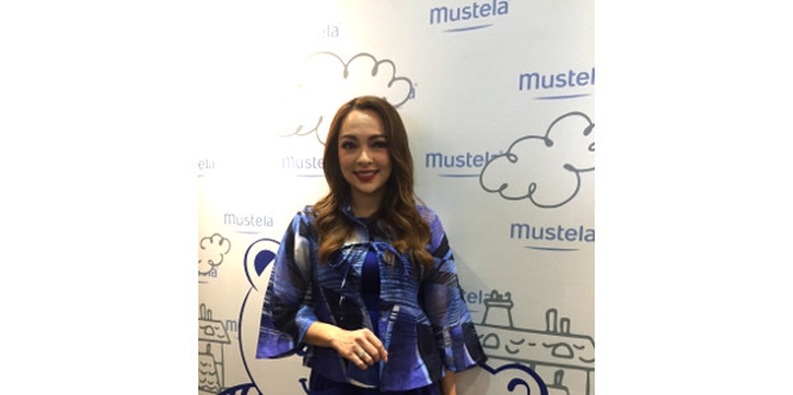 Menjaga Kulit Bayi ala Dr. Reisa Broto Asmoro